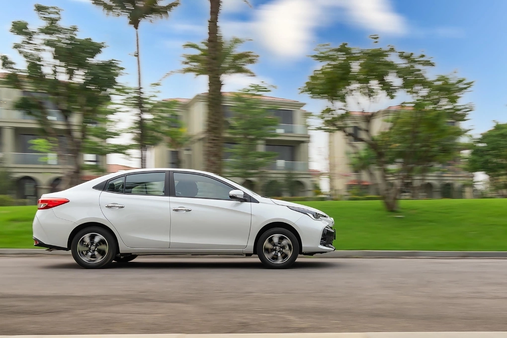 Sedan cỡ B năm 2025: Vios vững ngôi đầu, Accent 'tụt dốc không phanh'