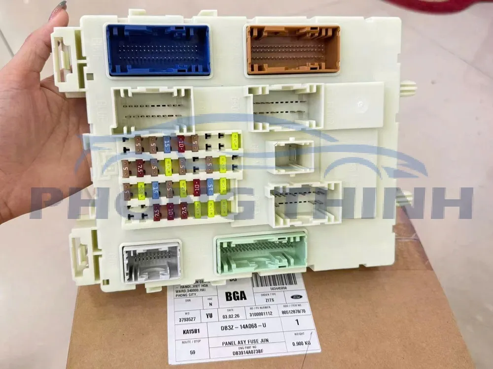Hình ảnh sản phẩm Hộp cầu chì thân xe Ford Ranger 2013-2016 chính hãng DB3Z14A068U