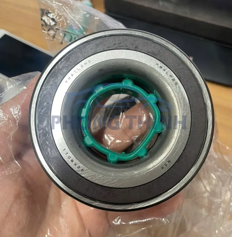 Hình ảnh sản phẩm Bi bánh sau Toyota Fortuner 2016-2019 chính hãng - 90366T0060
