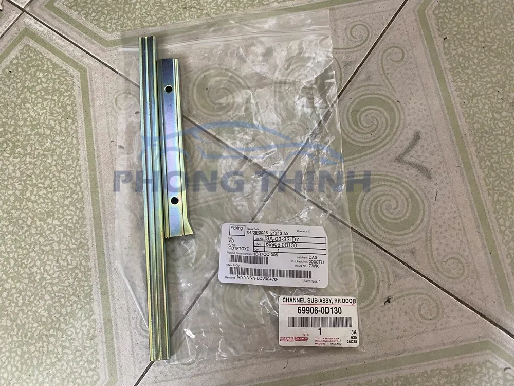 Hình ảnh sản phẩm Xương đỡ kính cửa sau trái LH Toyota Camry 2007 chính hãng - 699060D130