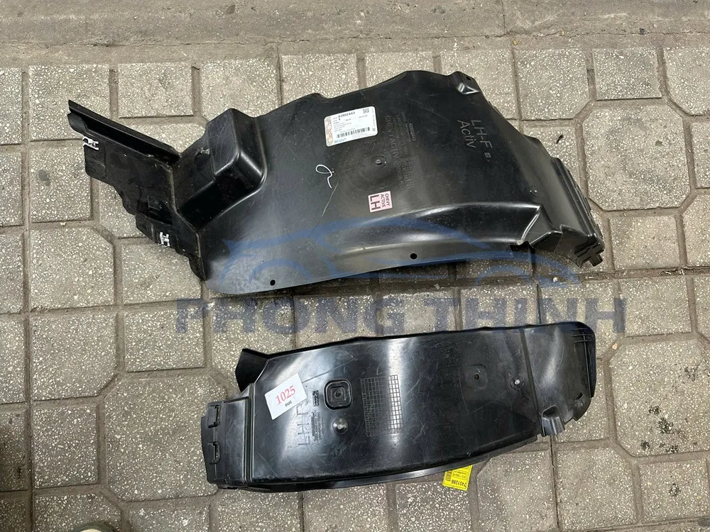 Hình ảnh sản phẩm Chắn bùn lòng vè trước lái LH Vinfast Fadil chính hãng - 42802443